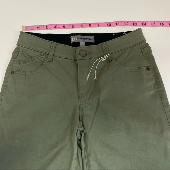 NEW Wit & Wisdom Shorts 2 Olive Green Ab-Solution Stretch Twill Mid Length NWT - Picture 7 of 9